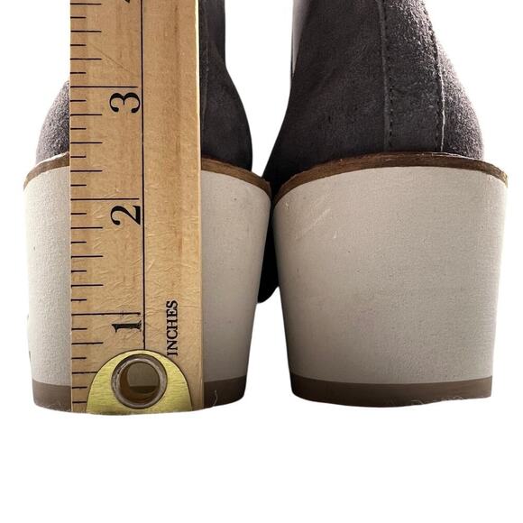 Cecelia New York Gemma Suede Wedge Pull On Ankle Boot Slate Gray Size 8M - Picture 11 of 11